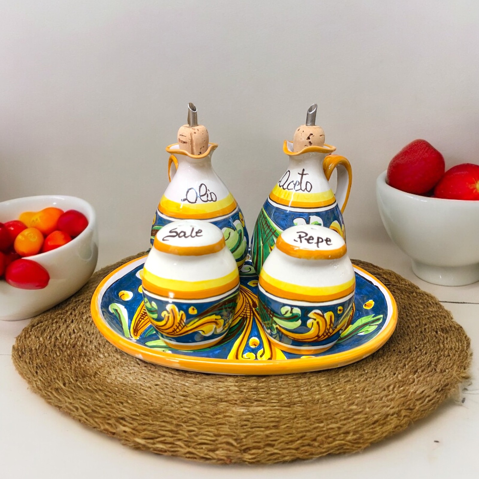 Servizio Set Olio, Aceto, Sale, Pepe ceramica di Caltagirone