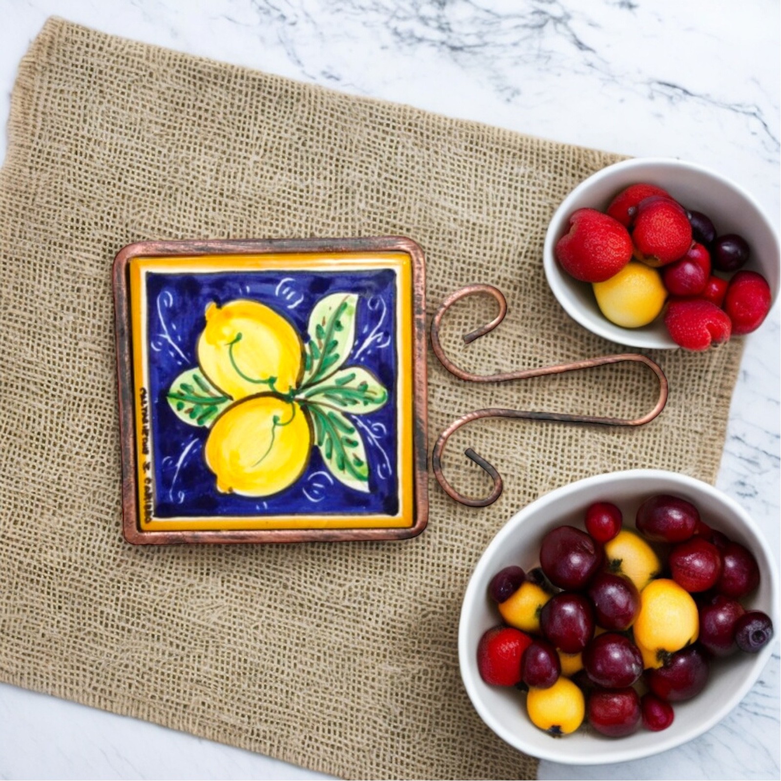 Poggia caffettiera decoro Limoni in ceramica di Caltagirone